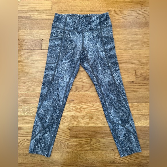 Lululemon Tight Stuff Tight II Size 4 in Area Ice Grey - Picture 2 of 15
